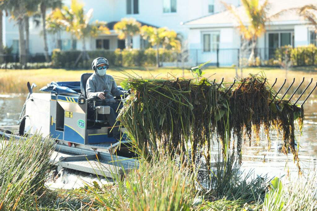 Florida Lake and Pond Management Service | Superior Waterway